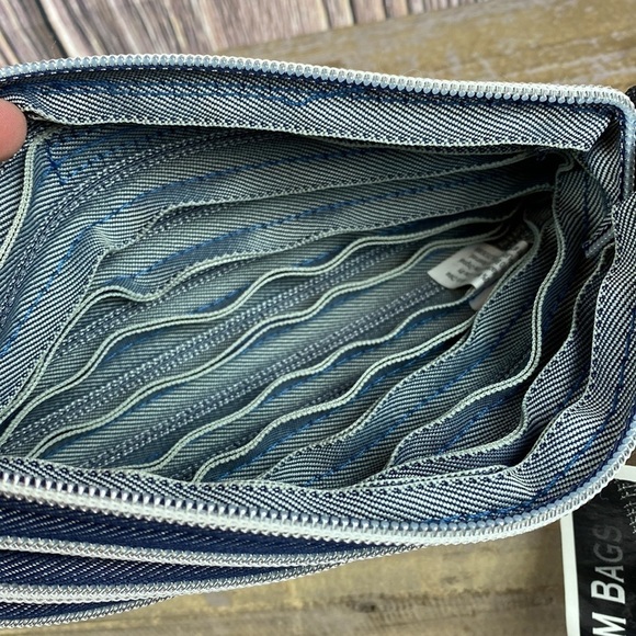 Bam Bags ‘Silver Jean MB1030’ Blue Denim & Zipper Wristlet- NWT 8” X 4” - Picture 6 of 6